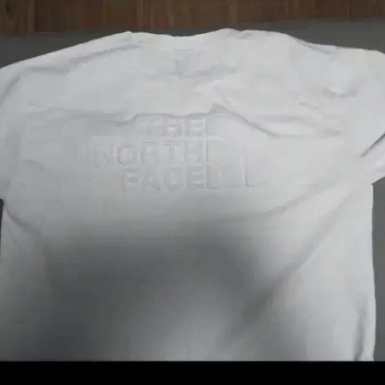 [BUNJANG] The North Face White Short-Sleeve T-Shirt / (새상품)노스페이스 화이트, 블랙 반팔 티셔츠 M, 2XL