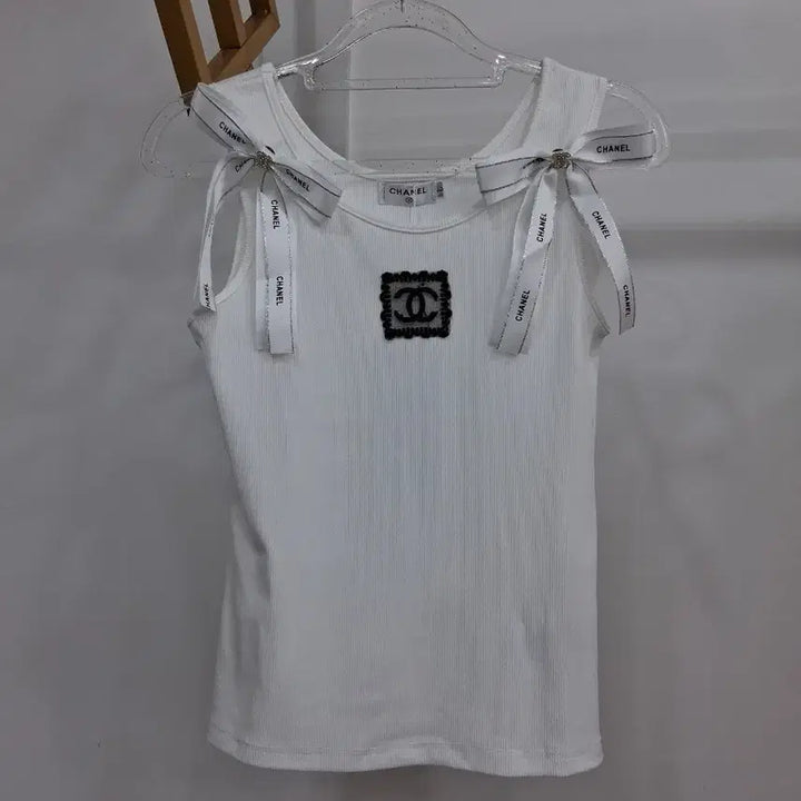 [BUNJANG] White Ribbon Sleeveless Tank Top (Size 66) / 리본 장식 화이트 민소매 나시66