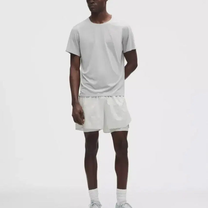 [BUNJANG] Lululemon Fast &amp; Free Multi-Pocket Shorts 5-inch M / 룰루레몬  패스트 앤 프리 멀티포켓 쇼츠 5인치 M