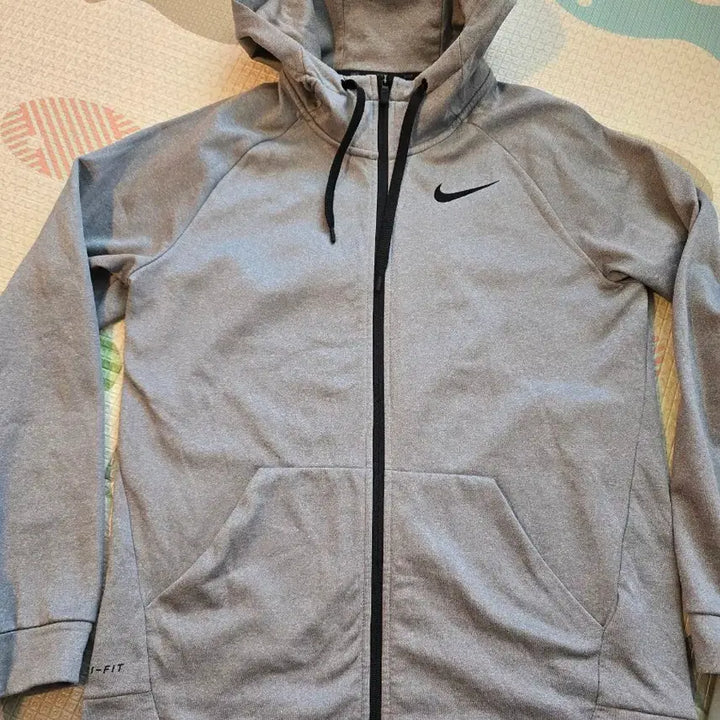 [BUNJANG] Nike Dri-FIT Hoodie (Size L) / 나이키 드라이핏 후드집업l