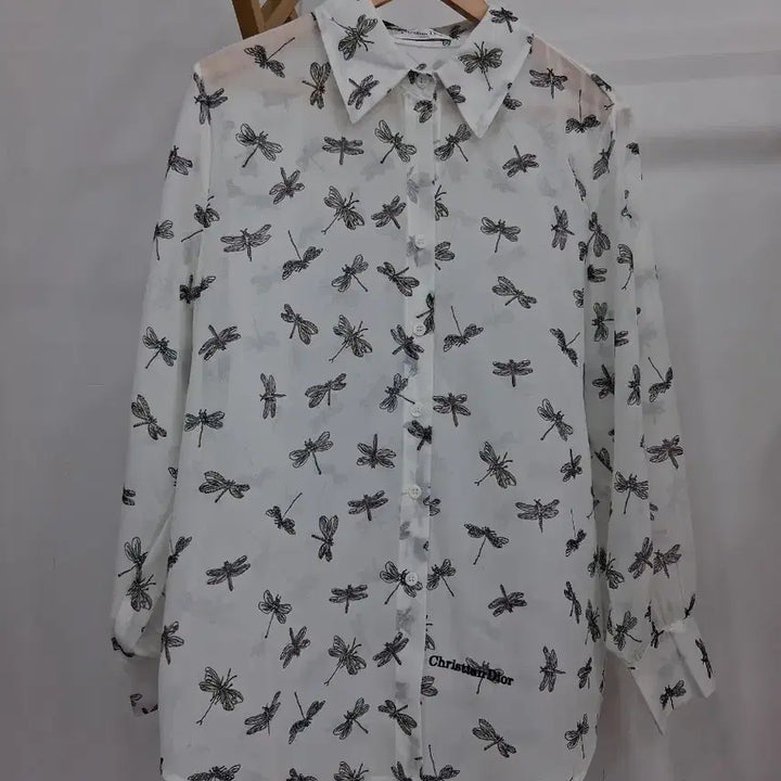 [BUNJANG] Dragonfly Pattern Silk Blouse / 잠자리 패턴 실크 블라우스  77까지