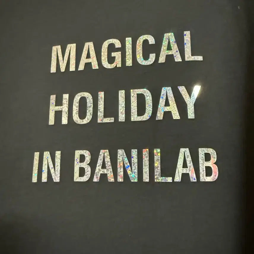 [BUNJANG] Vanilla Bee Magical Holiday Short-Sleeve T-Shirt Charcoal / 새상품 바닐라비 반팔티셔츠 Magical Holiday 차콜 66-77