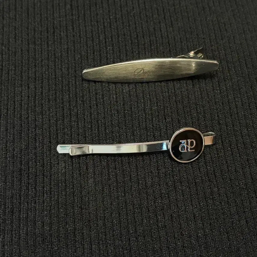 [BUNJANG] Depound Knit &amp; Pin Set / 드파운드 니트&amp;핀