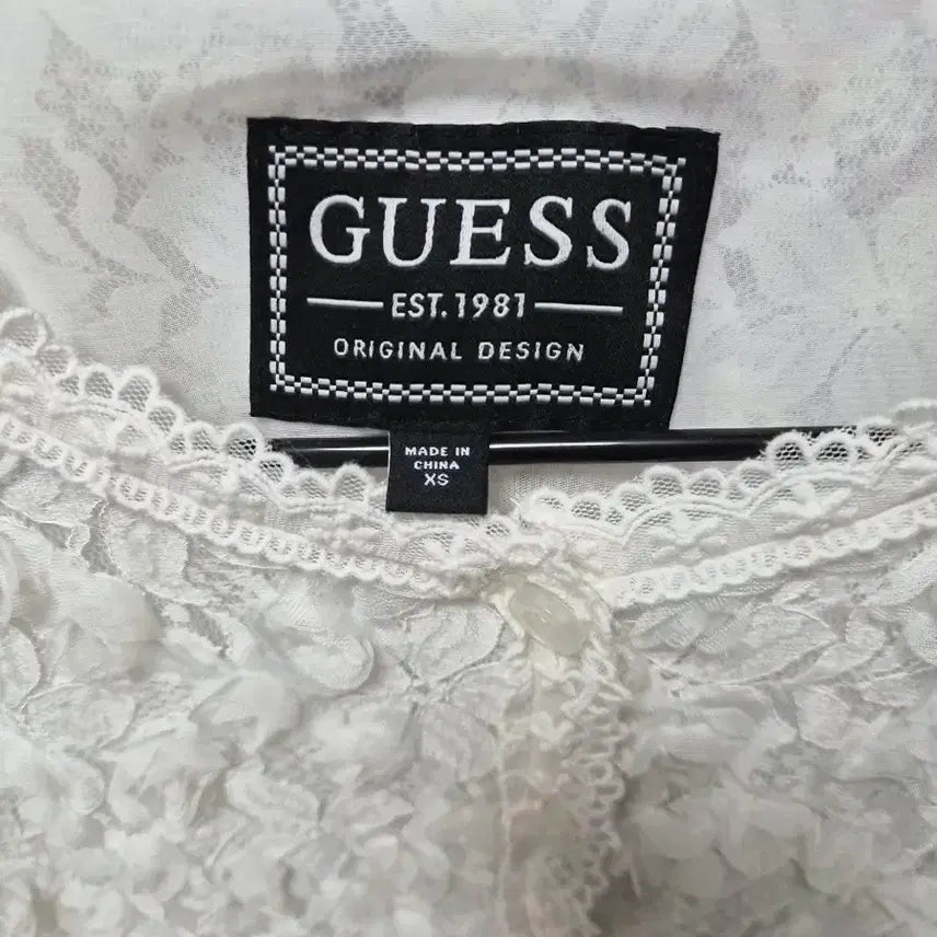 [BUNJANG] GUESS Blouse / 게스블라우스