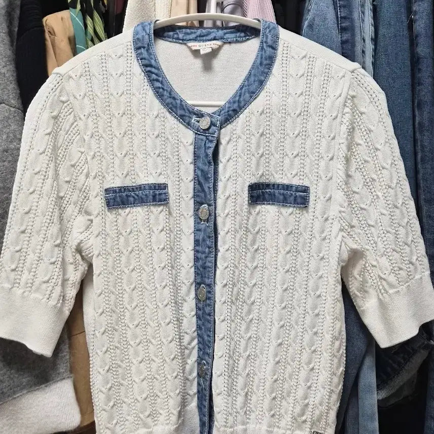 [BUNJANG] Guess Knit Cardigan / 게스니트가디건