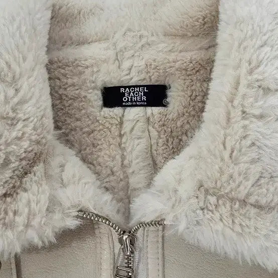 [BUNJANG] RACHEL EACH OTHER Ivory Shearling Jacket / RACHEL EACH OTHER 아이보리 무스탕 자켓
