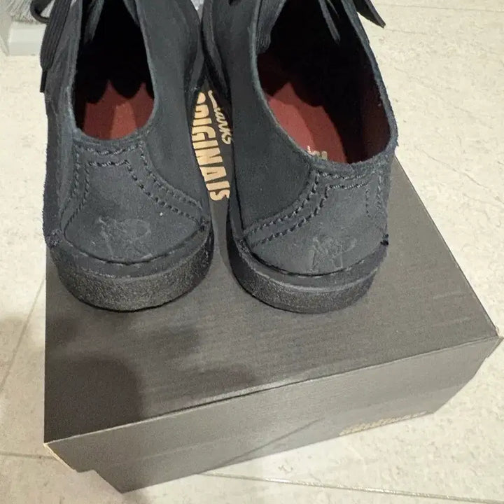 [BUNJANG] Clarks Desert Trek Black Suede Shoes / 클락스데저트트랙 270 블랙