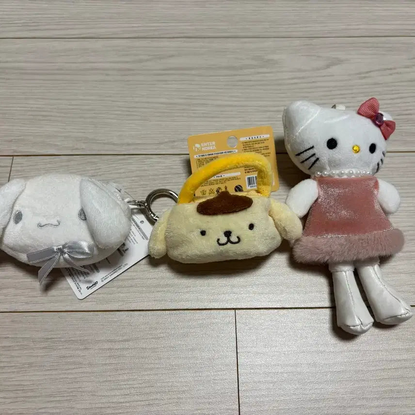 [BUNJANG] Hello Kitty Long-Legged Plush Keychain Doll / 롱다리키티 산리오 외 키링 열쇠고리 인형 저렴하게 판매합니다. (새상품)