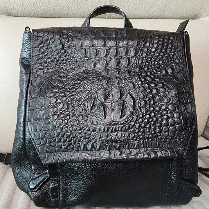 [BUNJANG] Brunomagli Crocodile Embossed Leather Backpack / 이태리 브루노말리 brunomgli 악어 천연소가죽 블랙 백팩 검정 배낭