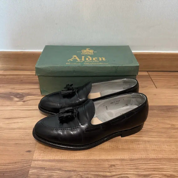 [SOLD OUT] 알든 660 테슬로퍼 카프스킨 11D