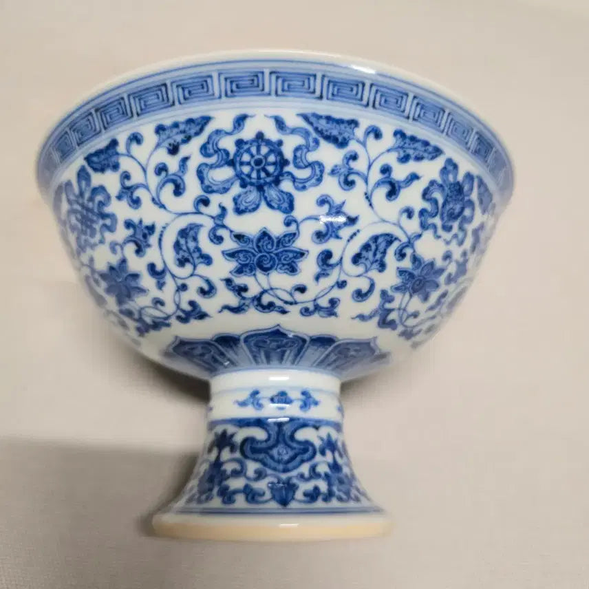 [BUNJANG] Qing Dynasty Blue and White Porcelain High-Footed Cup with Qianlong Mark / 중국도자기 청화고족배