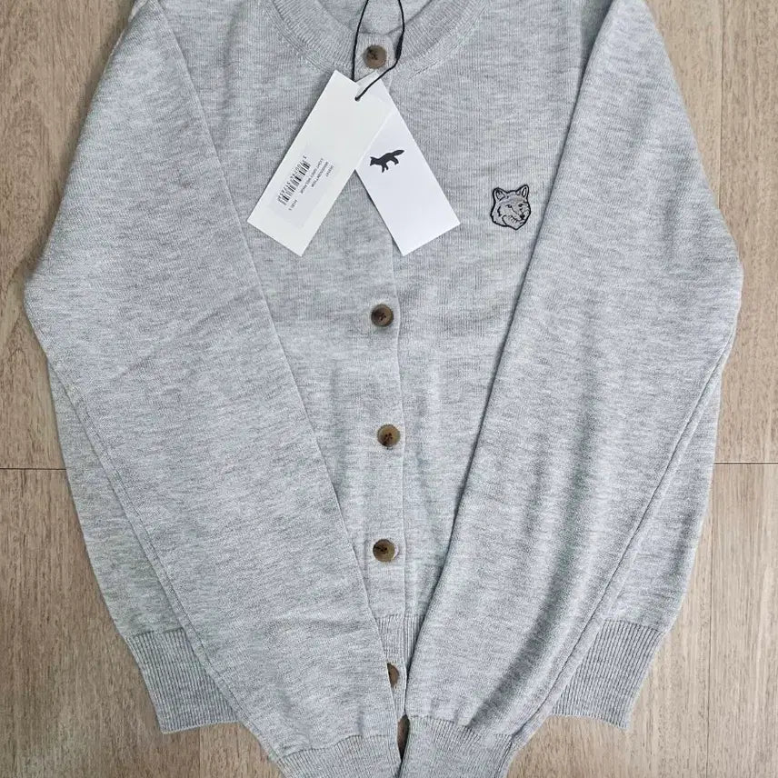 [BUNJANG] Maison Kitsuné Fox Head Cardigan - Grey / 메종키츠네 폭스헤드 가디건 그레이