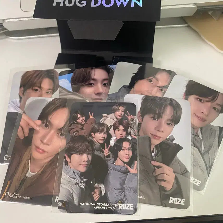 [BUNJANG] National Geographic Hug Down Rise Photocard / [미사용/새상품] 내셔널 지오그래픽 허그다운 라이즈 포카