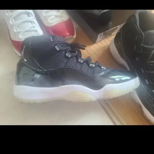[BUNJANG] Air Jordan 11 Jubilee / 275 조던11 쥬빌리