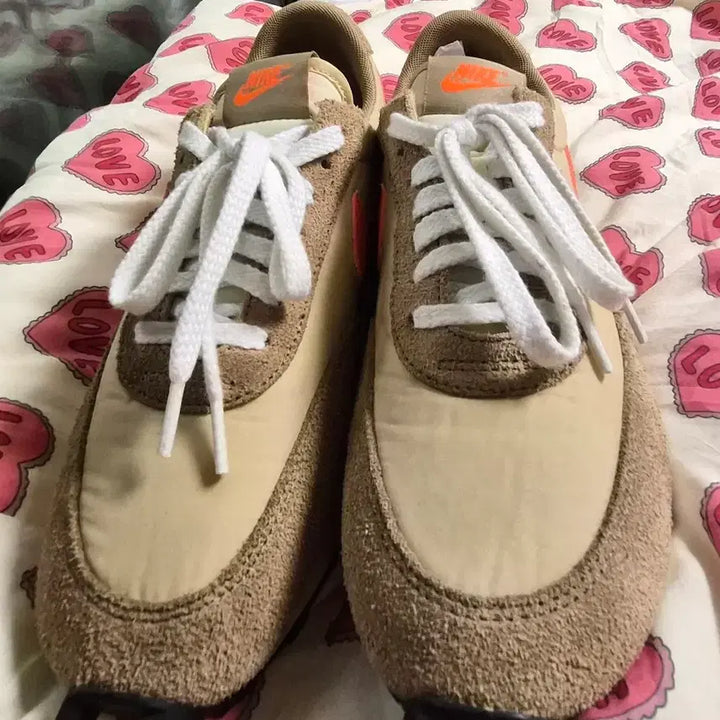 [BUNJANG] Nike Daybreak SP Vegas Gold College Orange / 나이키 데이브레이크 SP 베가스 골드 컬리지 오렌지 260