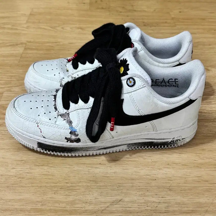 [BUNJANG] PEACEMINUSONE x Nike Air Force 1 Low White Paint Sneakers / 피스마이너스원 에어포스1 로우 화이트 페인트