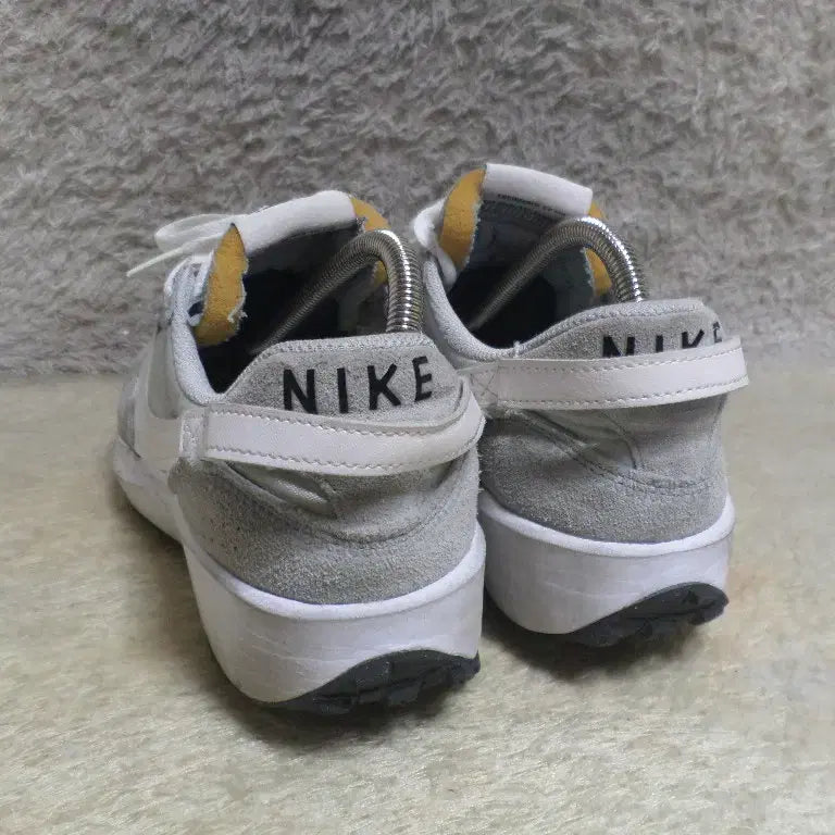 [BUNJANG] Nike Waffle Debut Grey Sneakers Size 260 / 후루룩구제 260 나이키 와플 데뷰 그레이 운동화 260504