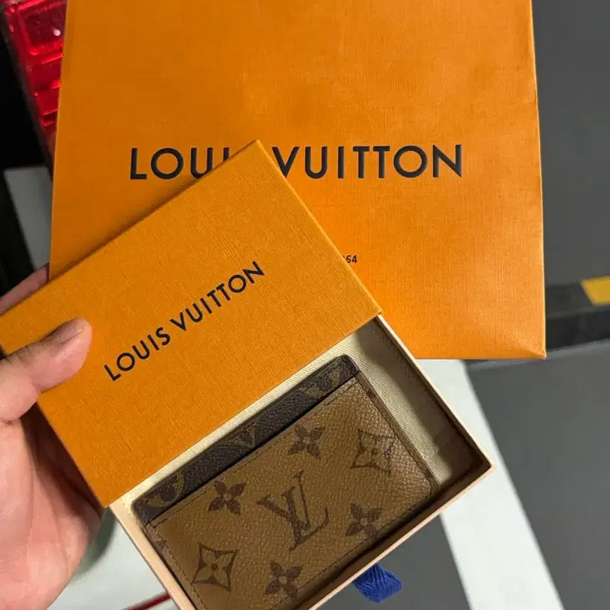 [BUNJANG] Louis Vuitton Reversible Monogram Card Holder / 루이비통 리버스 모노그램 카드지갑