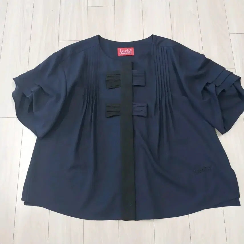 [BUNJANG] Lucky Chouette Ribbon Blouse / 럭키슈에뜨 리본블라우스