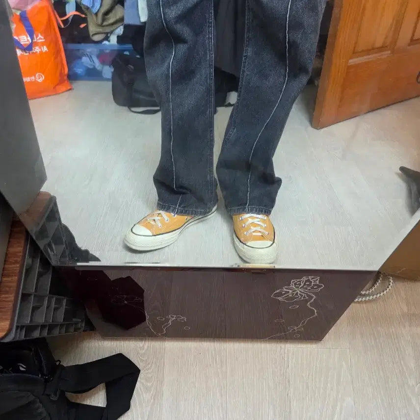 [BUNJANG] Converse Yellow Sneakers US 7.5 / 컨버스 노랭이 260
