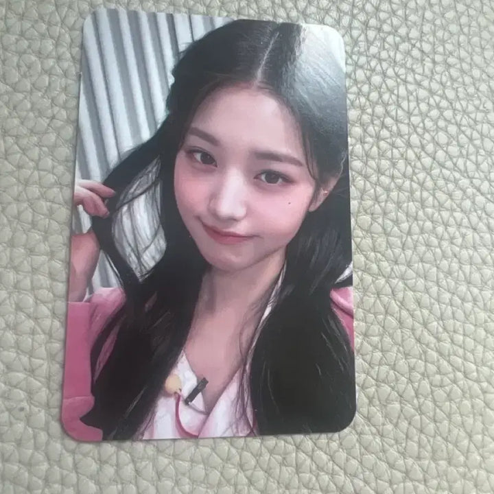 [BUNJANG] IVE Jang Wonyoung Photocard (Market Value King) / 아이브 장원영 포카 (시세킹)