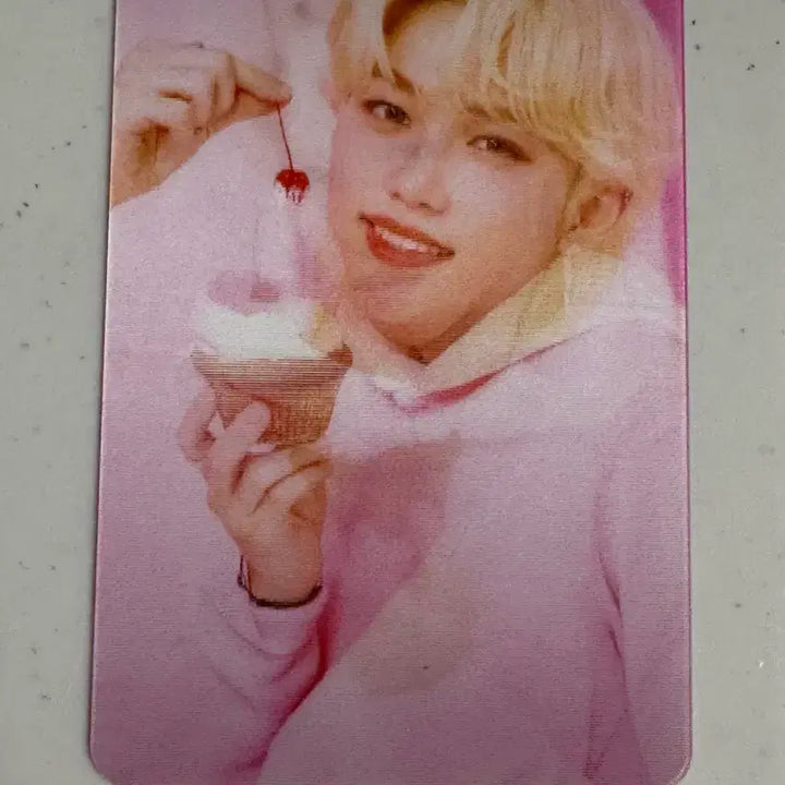 [SOLD OUT] [BUNJANG] Stray Kids Felix Lenticular Nesfick Rare Photocard / 스트레이키즈 스키즈 필릭스 포카 렌티큘러 네시픽 희귀