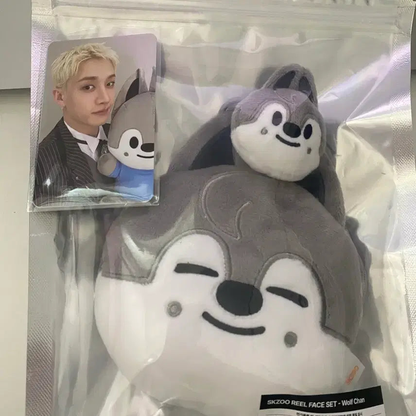 [BUNJANG] Stray Kids SKZOO Wolf Chan Re:verse Set + Photocard / 스키즈 스키주 릴페이스세트(울프찬) + 포카