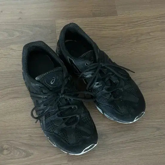 [BUNJANG] ASICS Gel-Sonoma 15-50 Black Sneakers / 아식스 젤 소노마 15-50 블랙 스니커즈