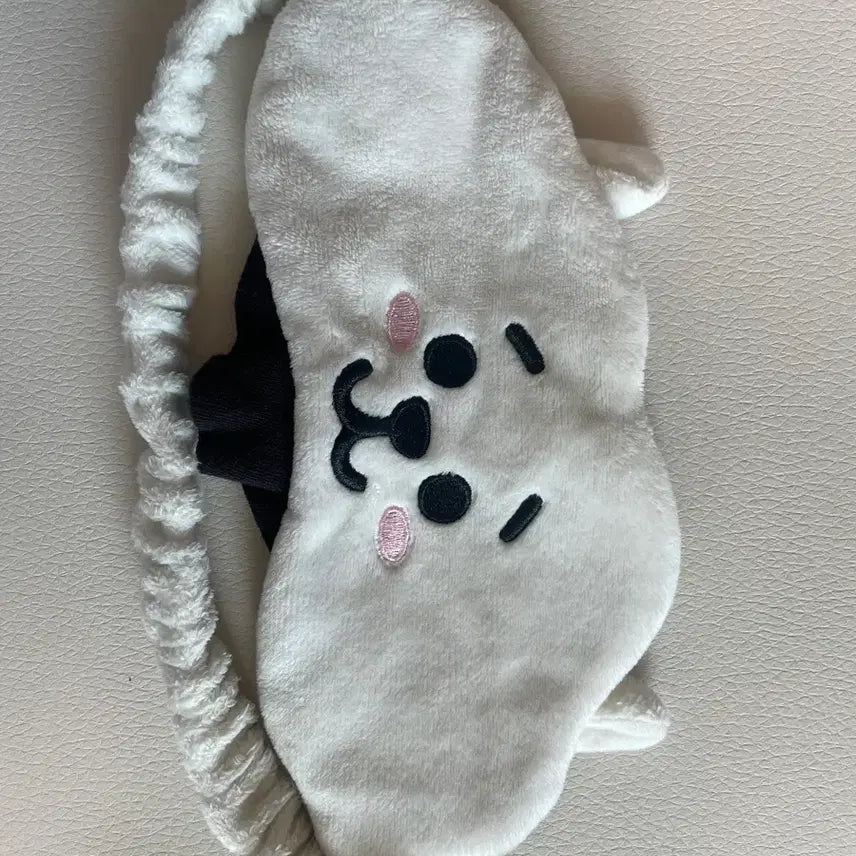 [BUNJANG] BT21 Cookie &amp; RJ Sleep Mask Bundle Set / bt21 쿠키 알제이 안대 일괄