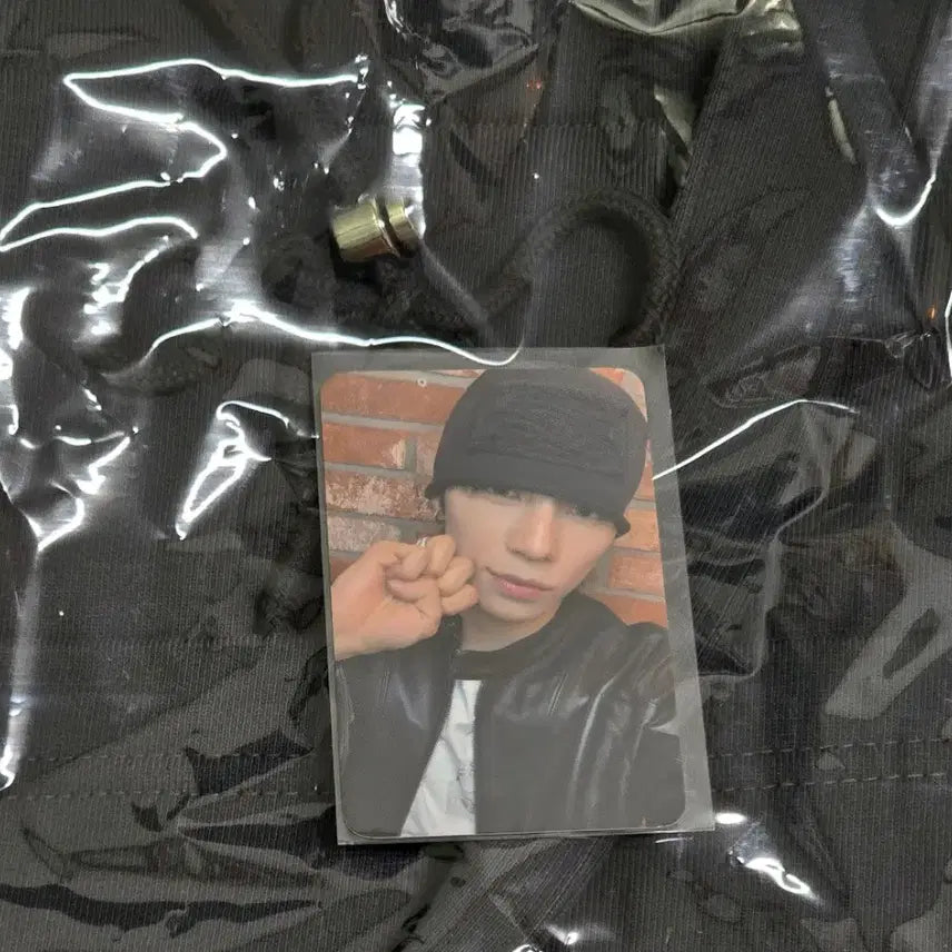 [BUNJANG] NEXZ Withmuu MD Bag + Sogeon Photocard / 넥스지 NEXZ 위드뮤 MD 가방 + 소건 포카 (원가이하)