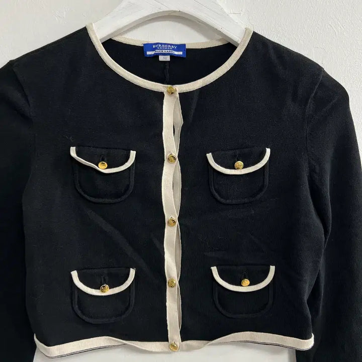 [BUNJANG] Burberry Gold Button Cropped Cardigan / Burberry 버버리 크롭 금장 가디건
