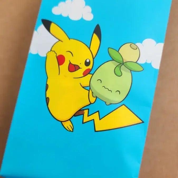 [BUNJANG] Olive Young Pokémon Collaboration Film Camera (Pikachu) / 올리브영 포켓몬 필름카메마 미개봉