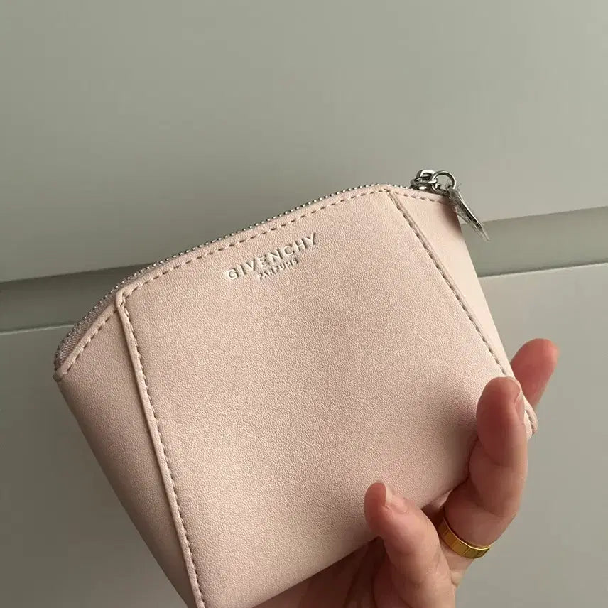 [BUNJANG] Givenchy Beauty Pouch Clutch / 지방시 뷰티파우치
