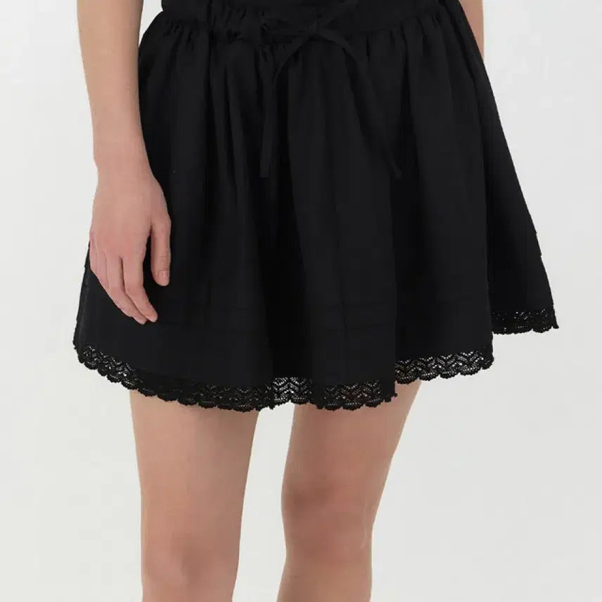 [BUNJANG] Normor Balloon Mini Skirt Black Y2K Balletcore Lace / 노머 벌룬 미니 스커트 블랙 y2k 발레코어 레이스 펀칭 아뜰리에