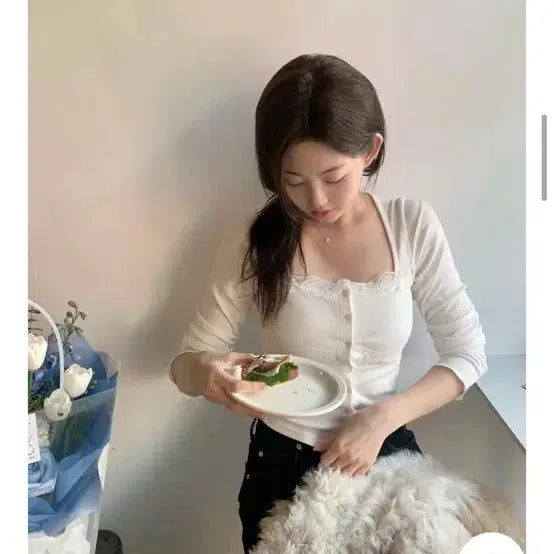 [BUNJANG] Jennie Belle Lace Cardigan / 제니오 벨 레이스 가디건