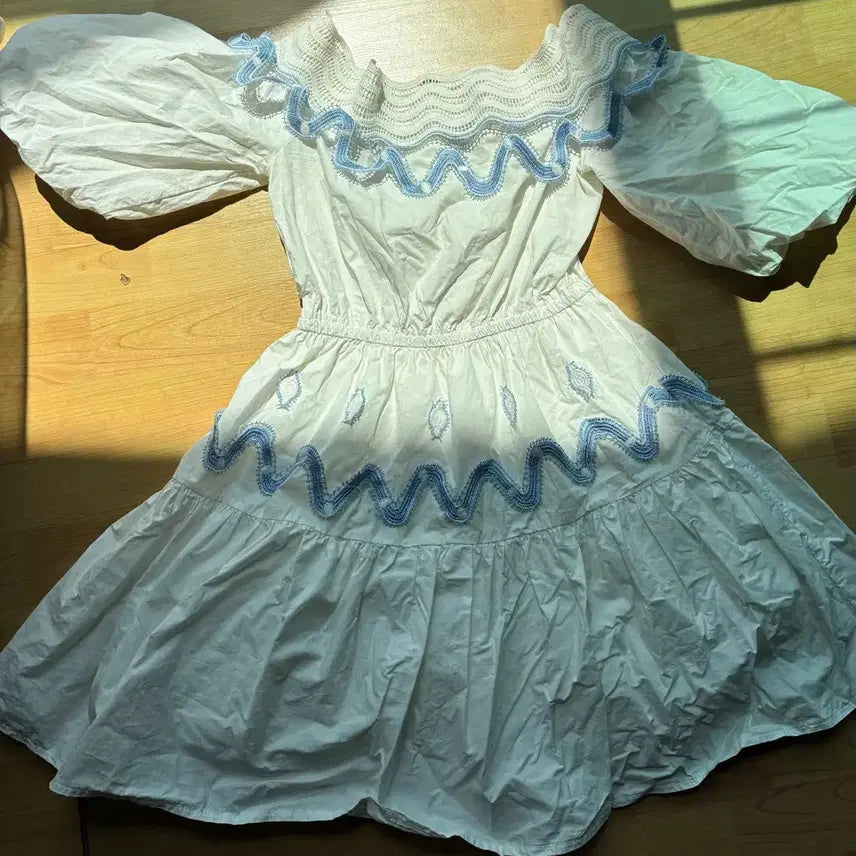[BUNJANG] White Lace Punching Long Dress / 화이트 레이스 펀칭 롱 원피스 (여름휴양룩) 자라 H&amp;M