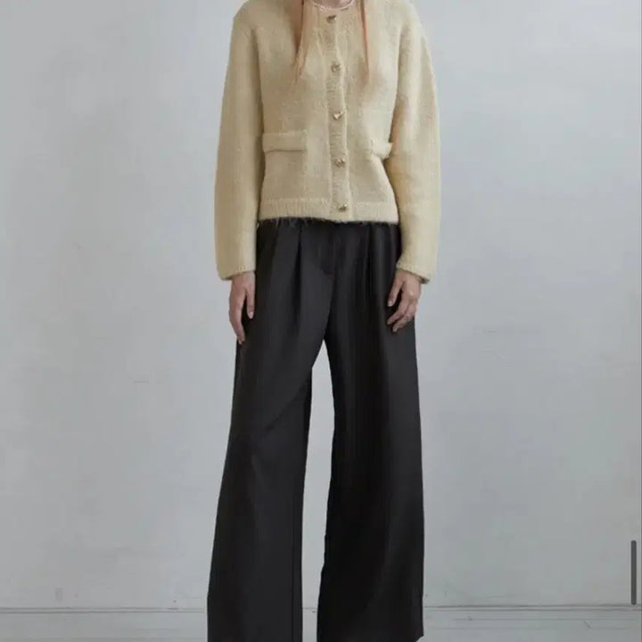 [BUNJANG] Inusway Pin Tucked Wide Slacks Black / inusway 핀턱 와이드 슬랙스 검정색