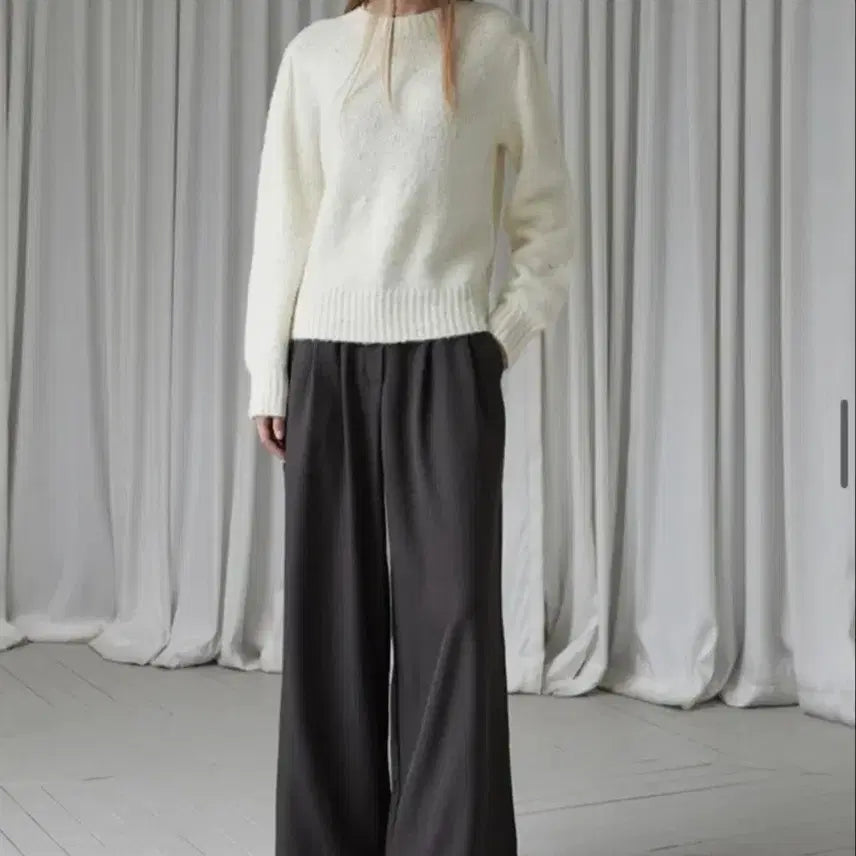 [BUNJANG] Inusway Pin Tucked Wide Slacks Black / inusway 핀턱 와이드 슬랙스 검정색