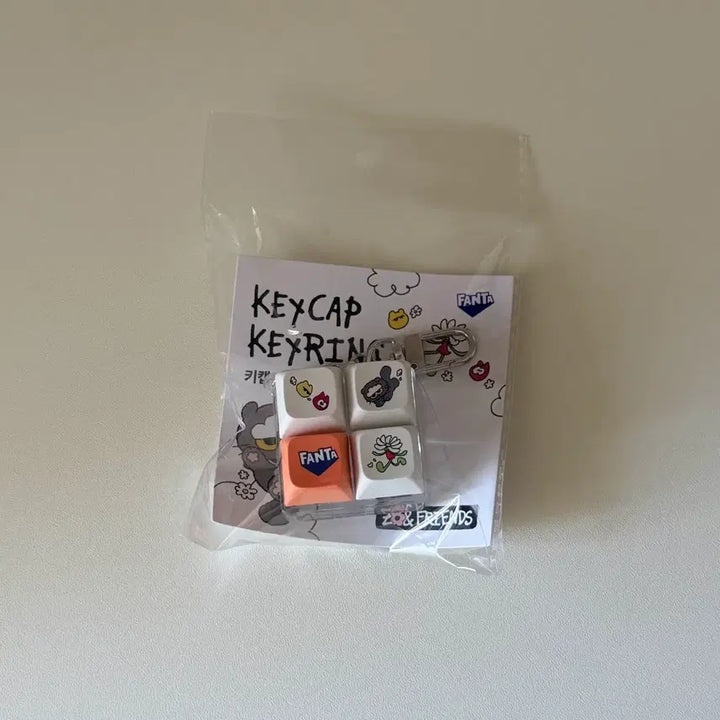 [BUNJANG] Joan Friends Fanta Keycap Keyring / 조앤프렌즈 환타 키캡 키링