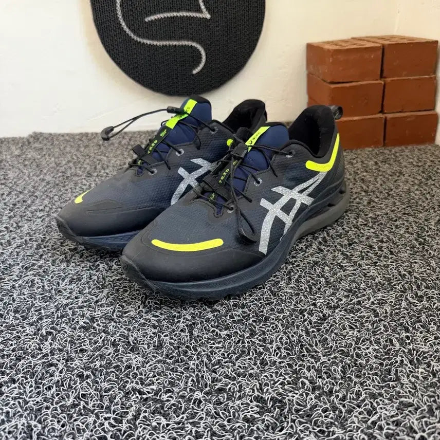 [BUNJANG] ASICS Gel-Kayano 28 Winterized Running Shoes / 아식스 젤 카야노 28 윈터라이즈드 (ASICS Gel-Kayano 28