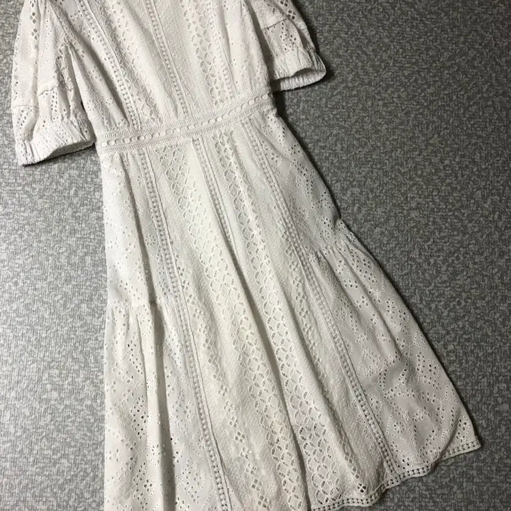 [BUNJANG] Pageu Balloon Puff Lace Long Dress / 페이지유 벌룬 퍼프 레이스 롱 원피스 s 숏 펀칭 아뜰리에 에뚜왈
