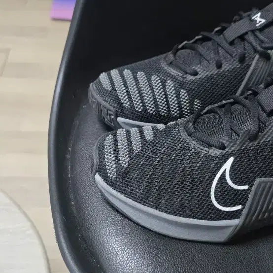 [BUNJANG] Nike Athletic Shoes Black 245 / 나이키 운동화 블랙 245