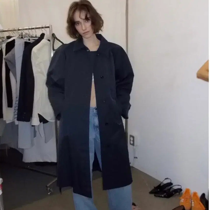 [BUNJANG] Poeto Glossy Trench Coat Navy / 포에토 글로시 트렌치 코트 네이비