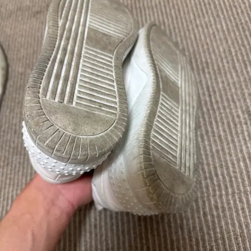 [BUNJANG] Gradus Sneakers White Size 41 / 그라더스 스니커즈 41 화이트