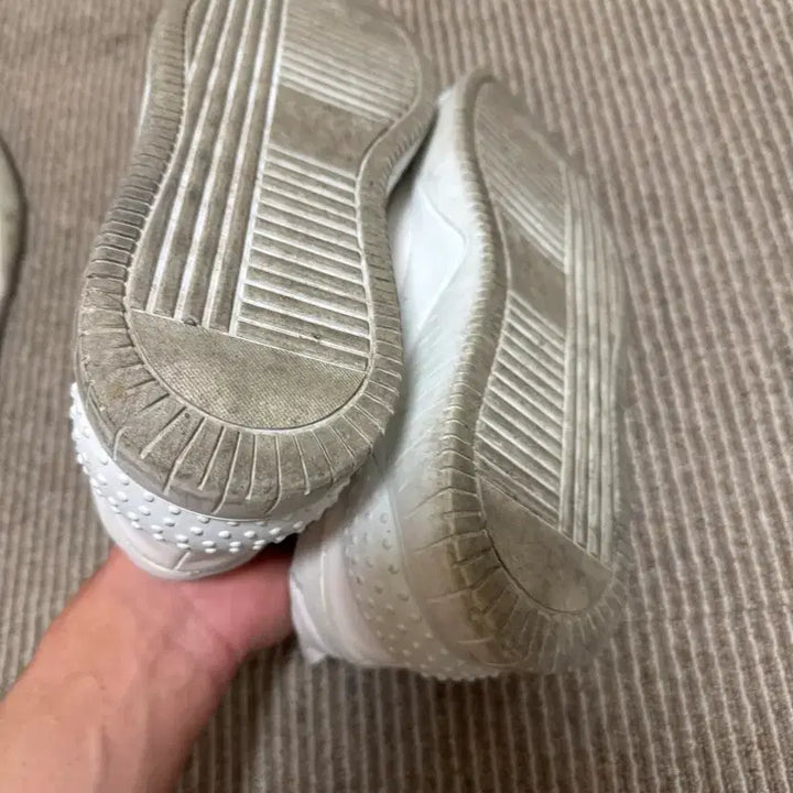 [BUNJANG] Gradus Sneakers White Size 41 / 그라더스 스니커즈 41 화이트