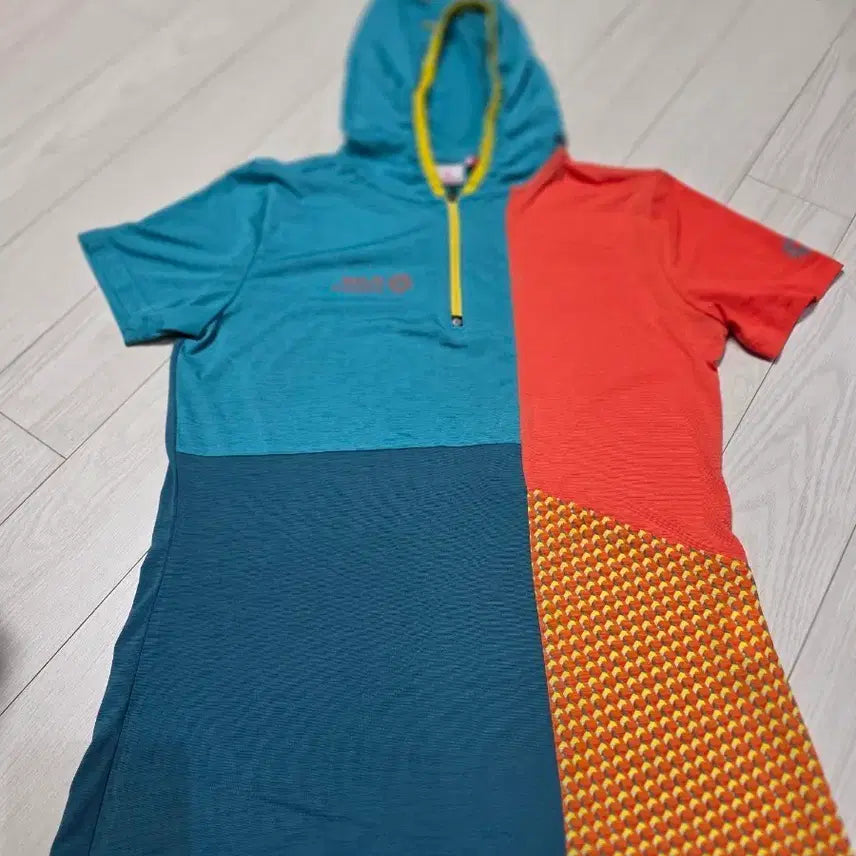 [BUNJANG] Multi-Color Short-Sleeve Hoodie T-Shirt / 반팔 후드 티셔츠 멀티컬러