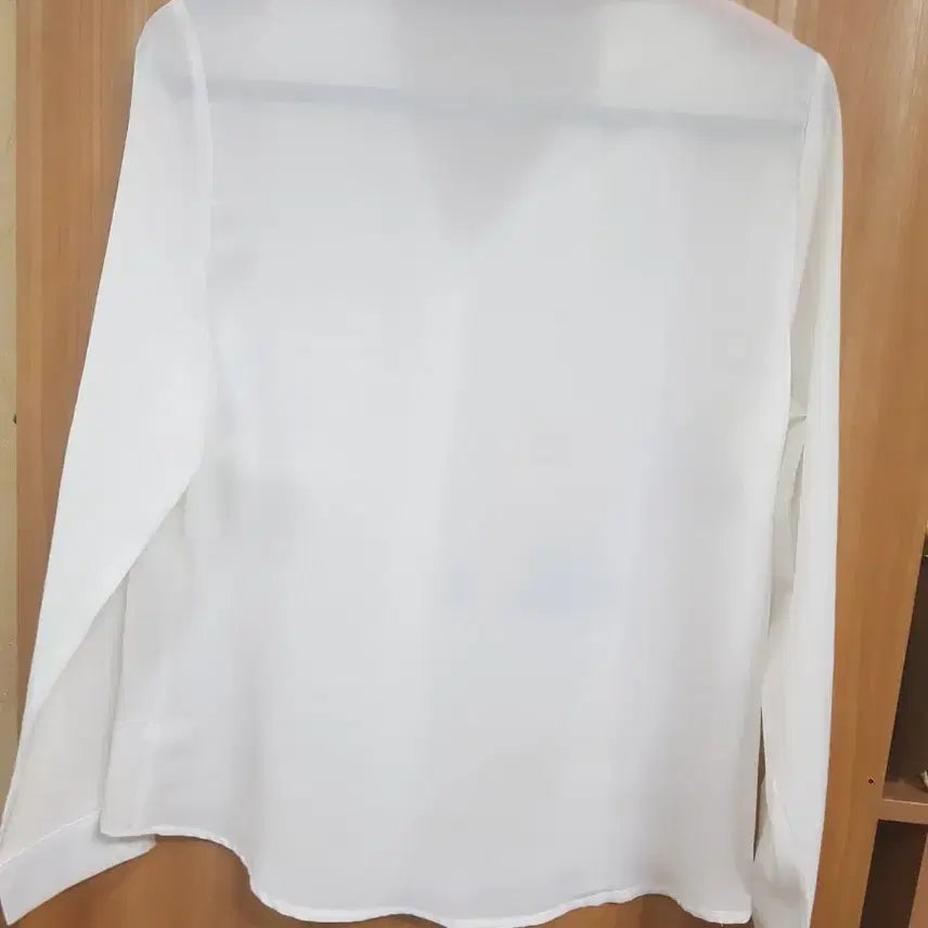 [BUNJANG] White Printing Shirt (Size 66) / 화이트 프린팅 셔츠(66)미사용