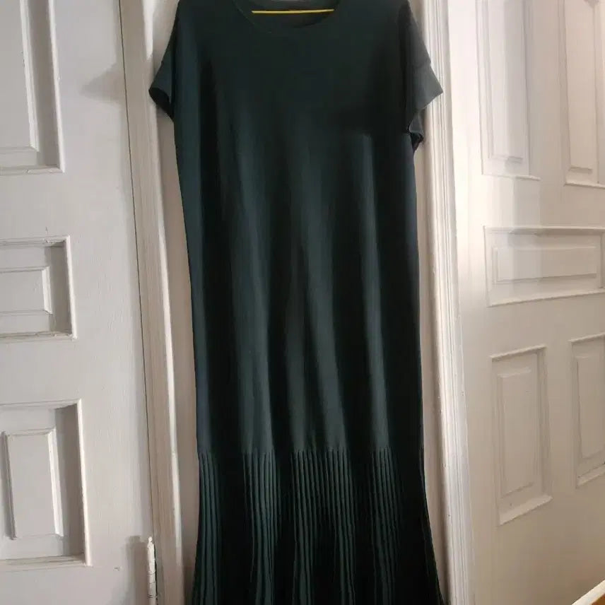 [BUNJANG] The Izzat Knit Long Dress / 더 아이잗 니트 롱원피스