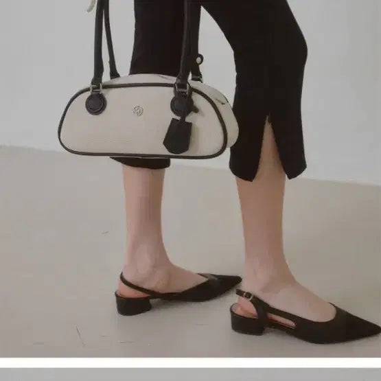 [BUNJANG] ebre Capri Zipper Slit Pants Size S / ebre 에브레 카프리지퍼슬릿PT s사이즈