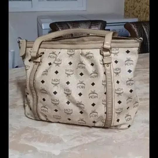 [BUNJANG] MCM Ivory Pattern Tote Bag / MCM 아이보리 패턴 토트백